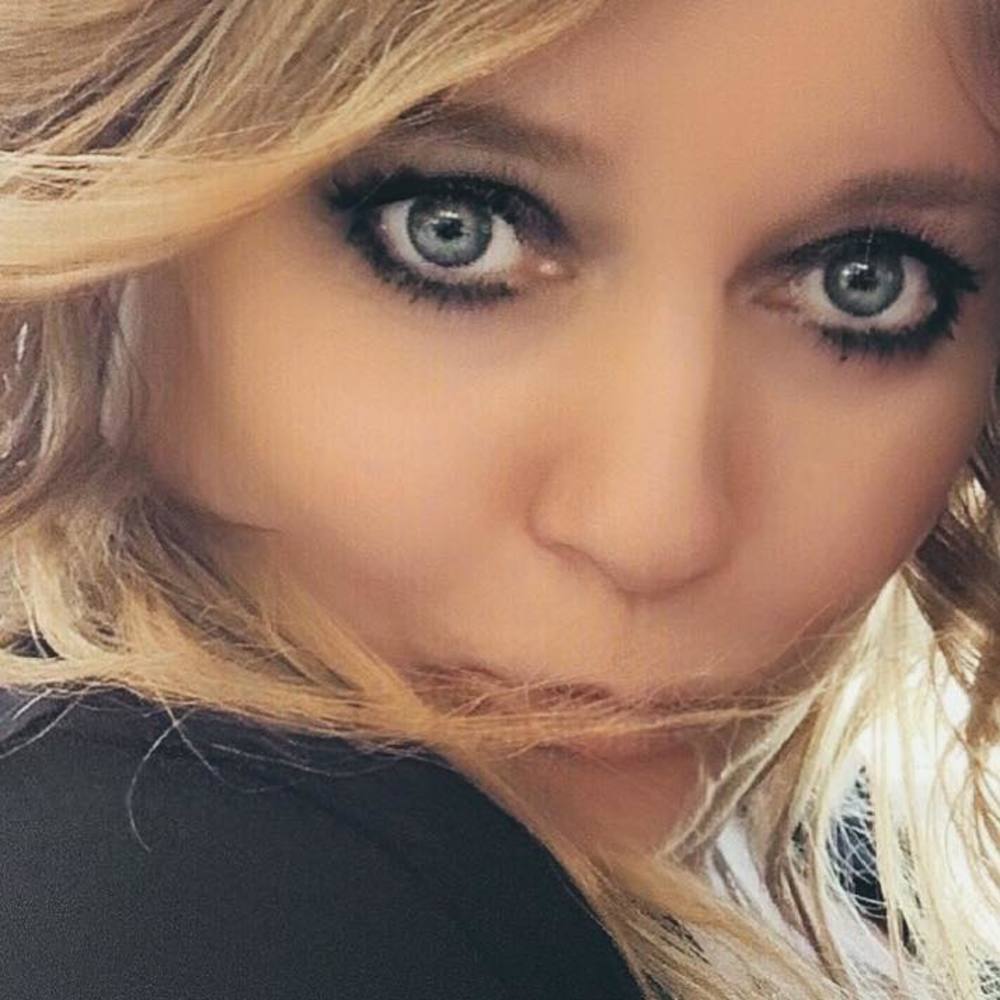 Meet your Posher, Christine